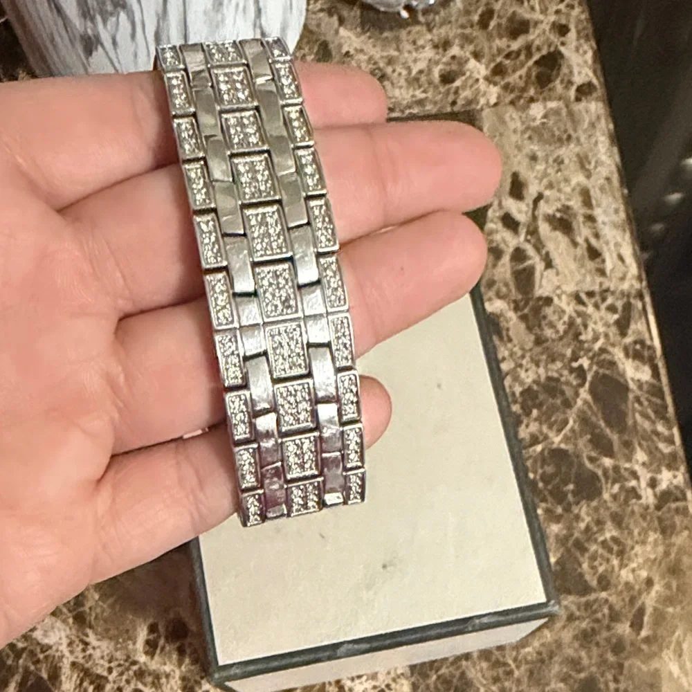 Elegant Silver and Blue Men's Watch
